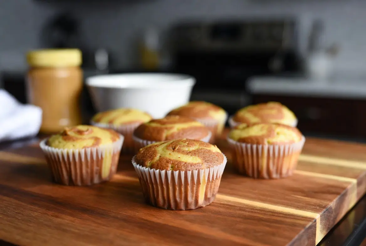 Peanut Butter Banana Cupcakes