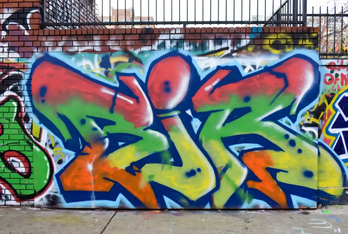 How to Actually Create Graffiti Art on a Walls