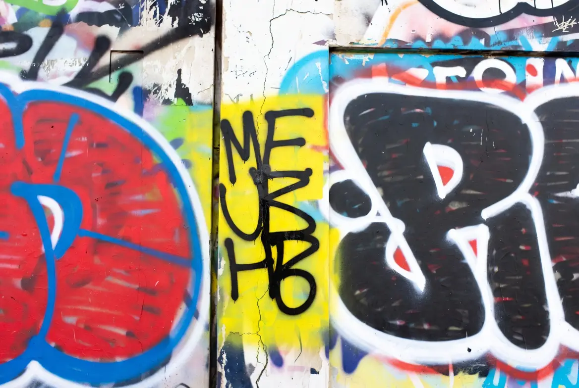 How to Actually Create Graffiti Art on a Wall 